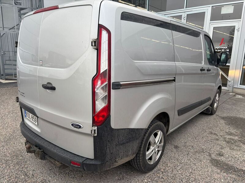 Ford Transit Custom vaihtoauto