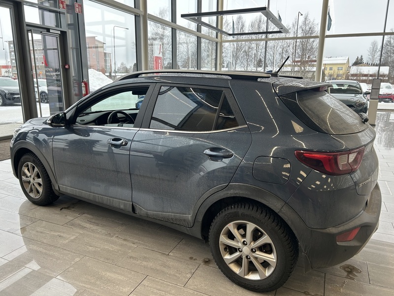 Kia Stonic vaihtoauto