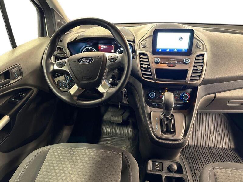 Ford Transit Connect vaihtoauto