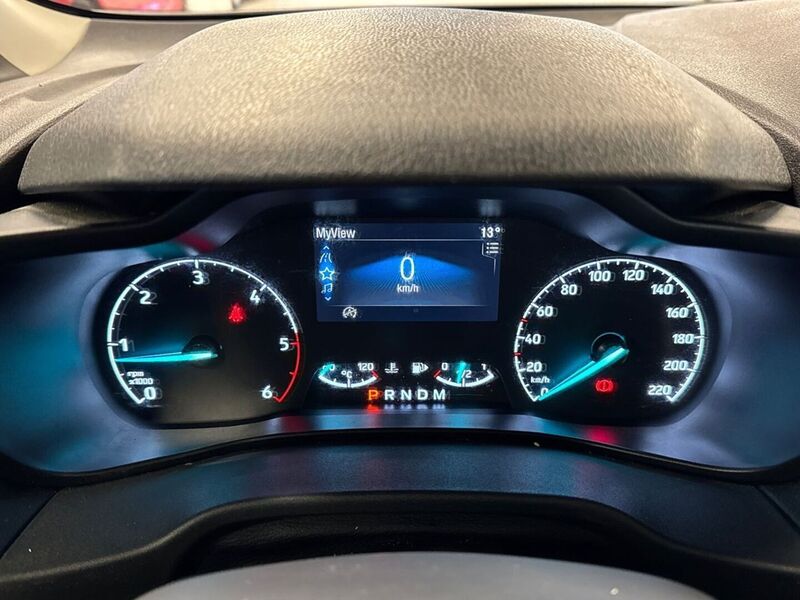 Ford Transit Connect vaihtoauto