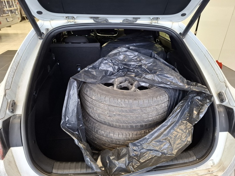 Kia Proceed vaihtoauto