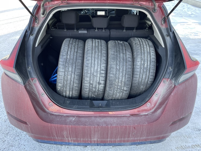 Nissan Leaf vaihtoauto