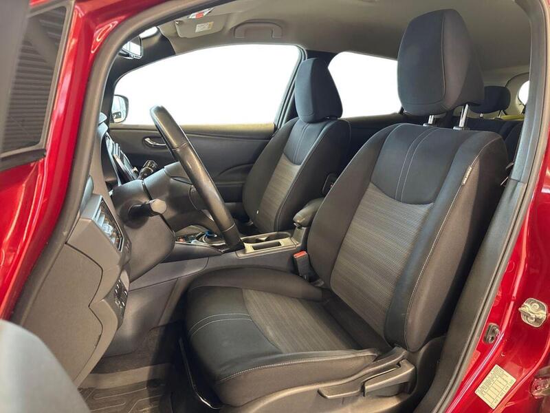 Nissan Leaf vaihtoauto