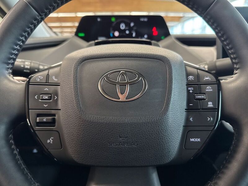 Toyota Prius Plug-in vaihtoauto