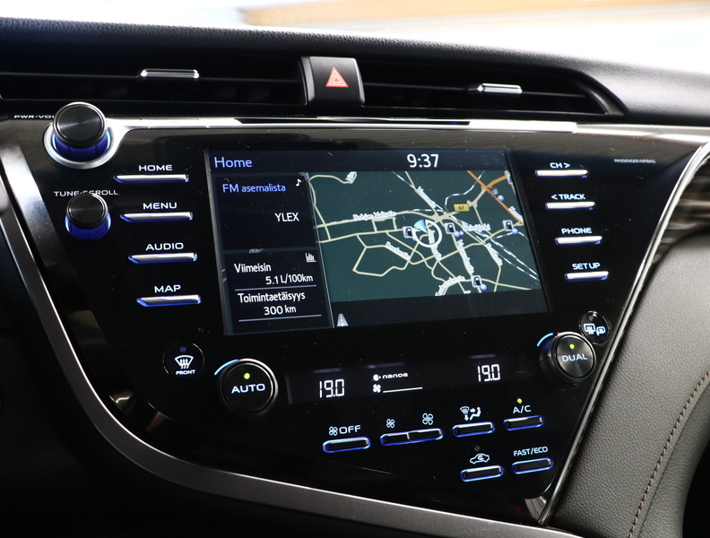 Toyota Camry vaihtoauto