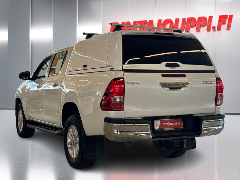 Toyota Hilux vaihtoauto