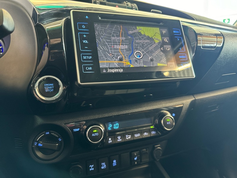 Toyota Hilux vaihtoauto