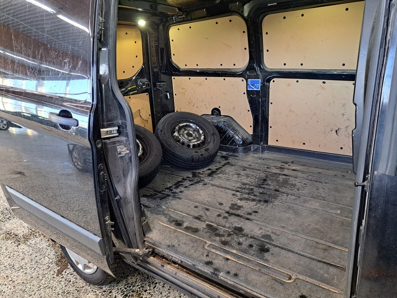 Ford Transit Custom vaihtoauto