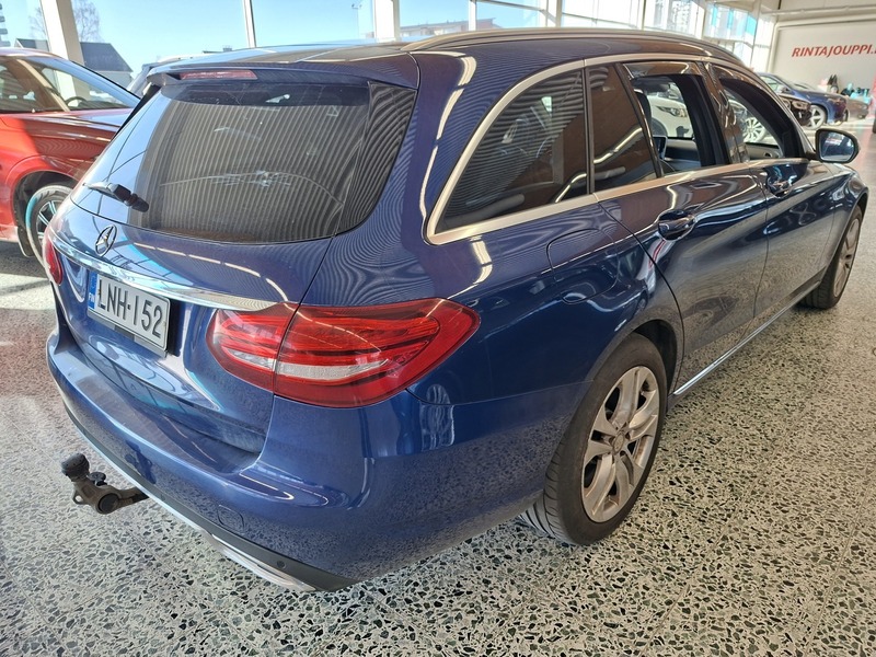 Mercedes-Benz C vaihtoauto
