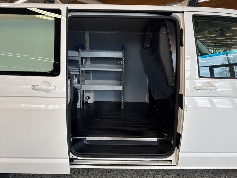 Volkswagen Transporter vaihtoauto