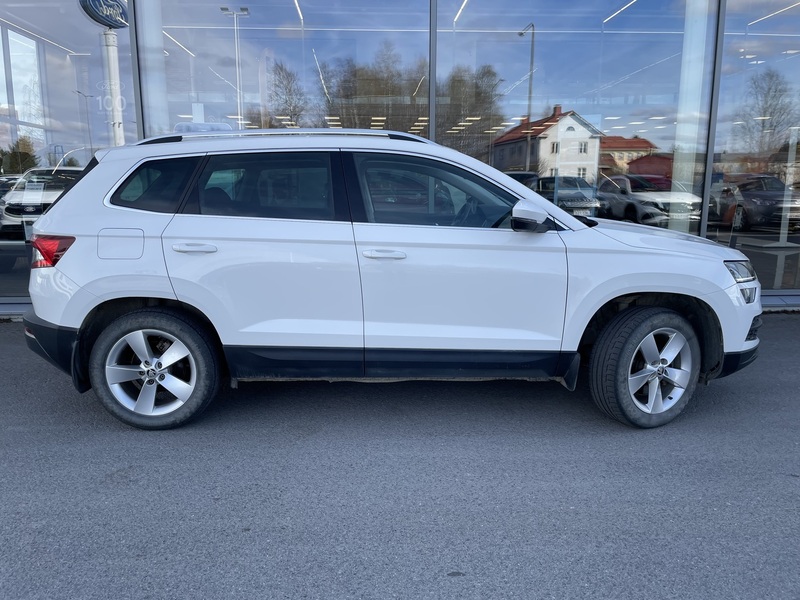 Skoda Karoq vaihtoauto
