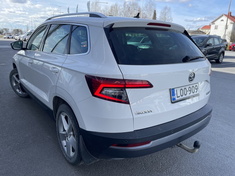 Skoda Karoq vaihtoauto
