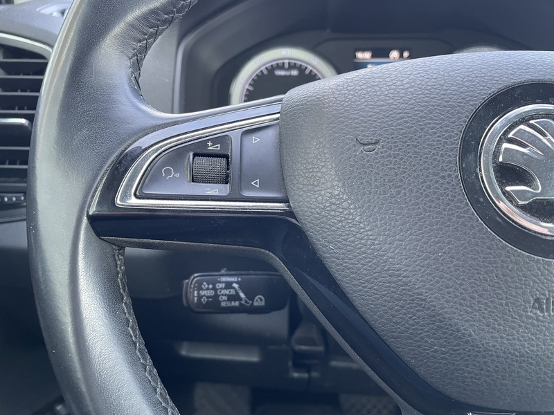 Skoda Karoq vaihtoauto