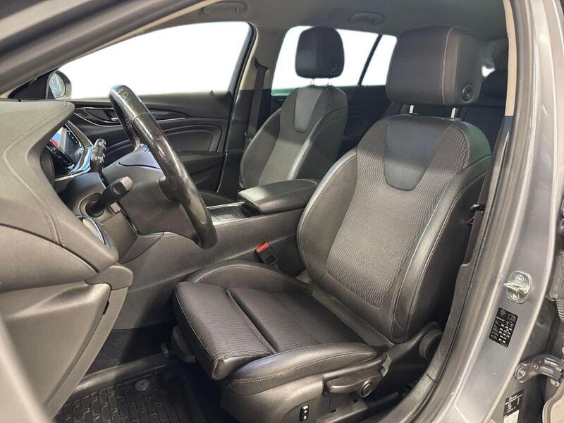 Opel Insignia vaihtoauto