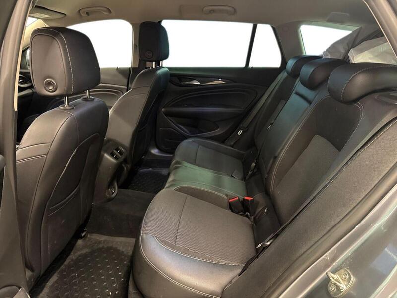 Opel Insignia vaihtoauto