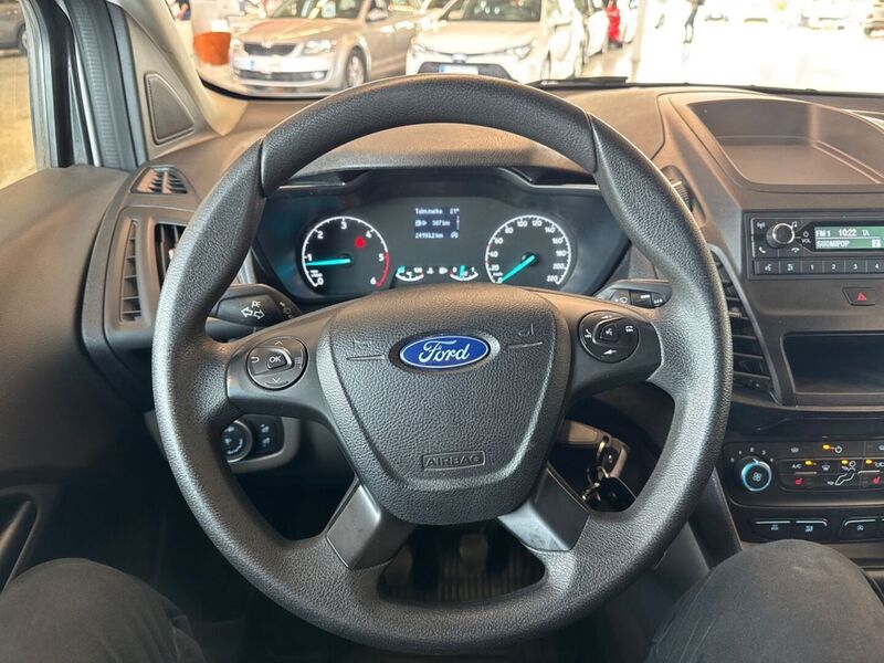 Ford Transit Connect vaihtoauto