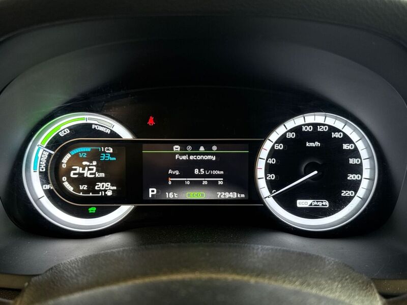 Kia Niro plug-in vaihtoauto