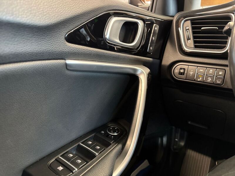 Kia XCeed vaihtoauto