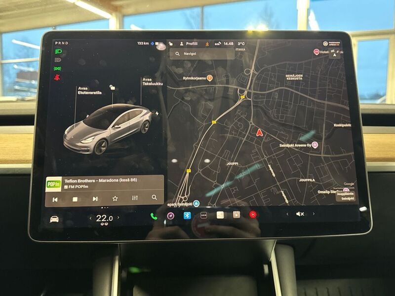 Tesla Model 3 vaihtoauto