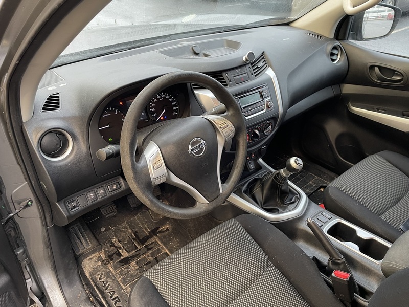 Nissan Navara vaihtoauto