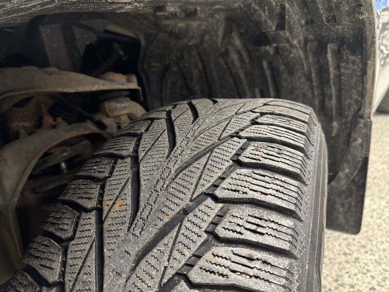 Nissan Navara vaihtoauto