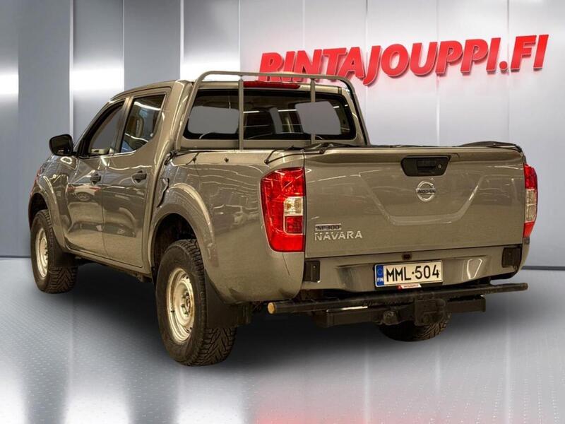 Nissan Navara vaihtoauto