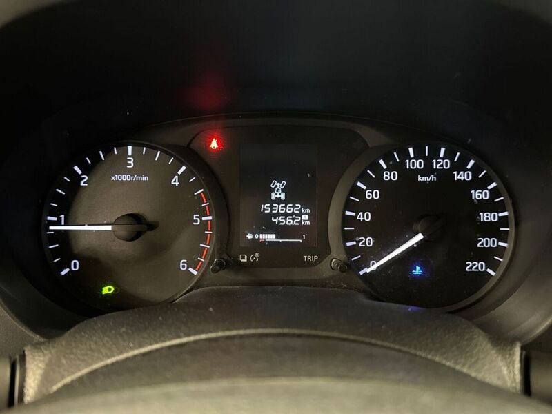 Nissan Navara vaihtoauto