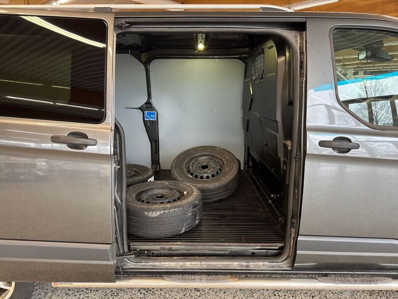 Ford Transit Custom vaihtoauto