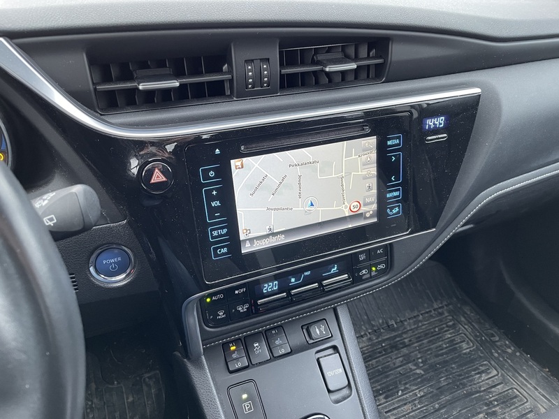 Toyota Auris vaihtoauto