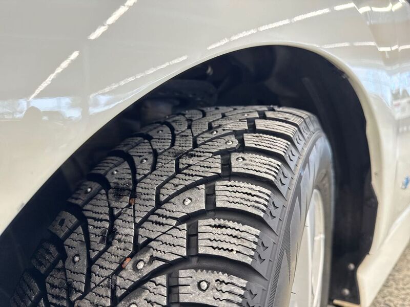 Nissan Leaf vaihtoauto