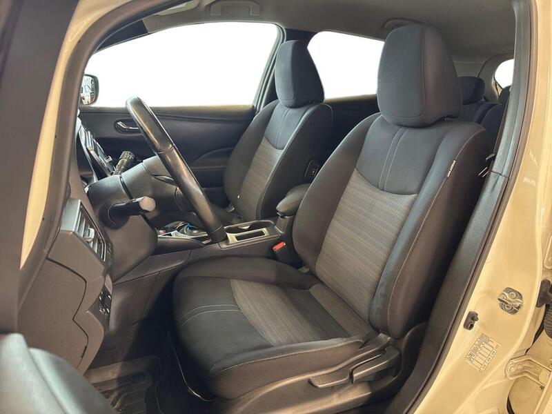 Nissan Leaf vaihtoauto