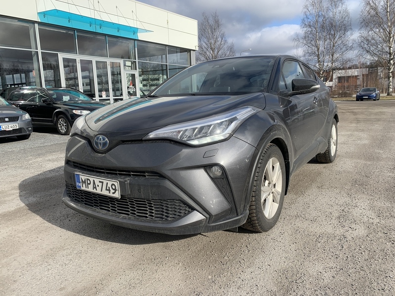 Toyota C-HR vaihtoauto