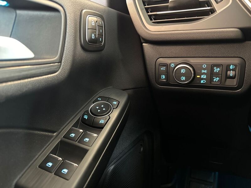 Ford Kuga vaihtoauto