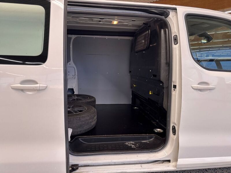 Citroën Jumpy vaihtoauto