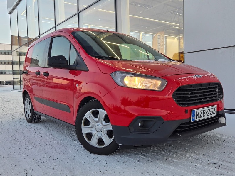 Ford Transit Courier vaihtoauto