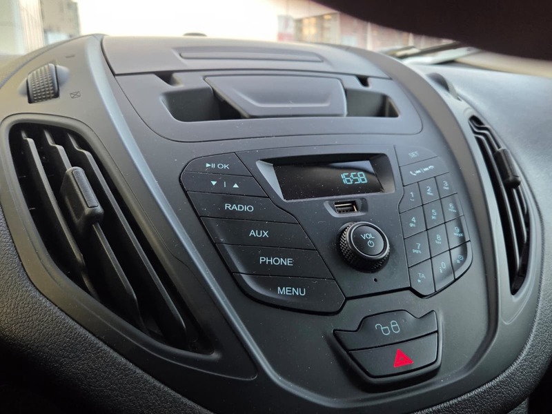 Ford Transit Courier vaihtoauto