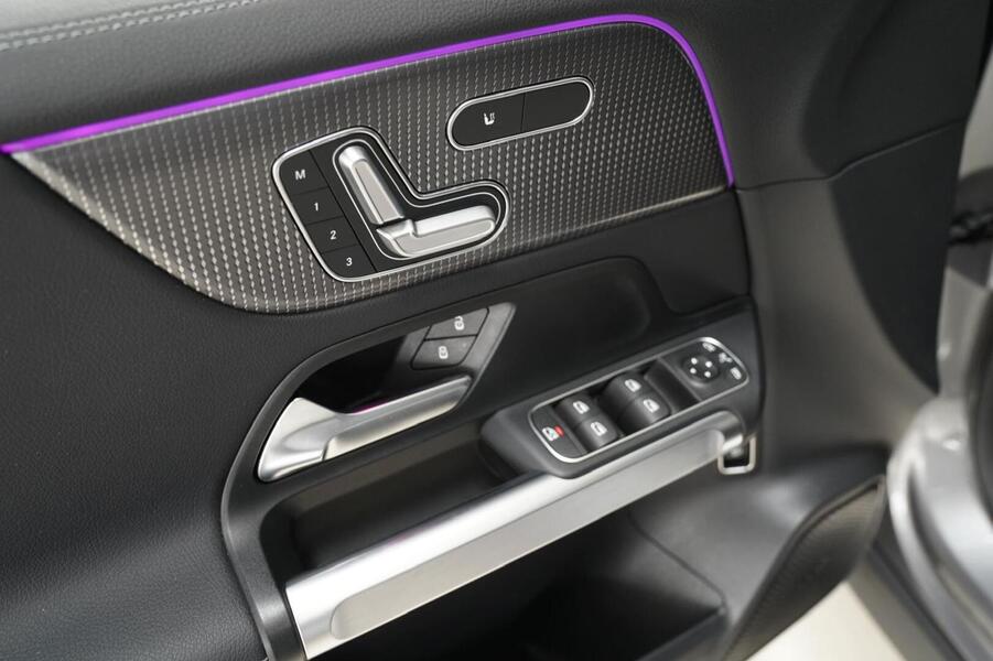 Mercedes-Benz EQB vaihtoauto