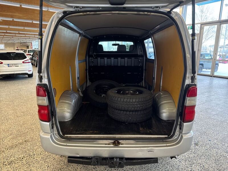 Toyota Hiace vaihtoauto