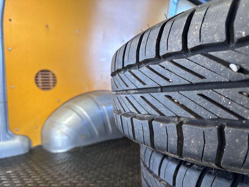 Toyota Hiace vaihtoauto