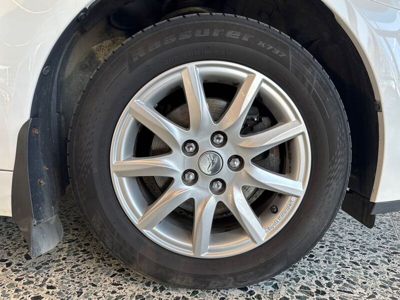 Toyota Avensis vaihtoauto