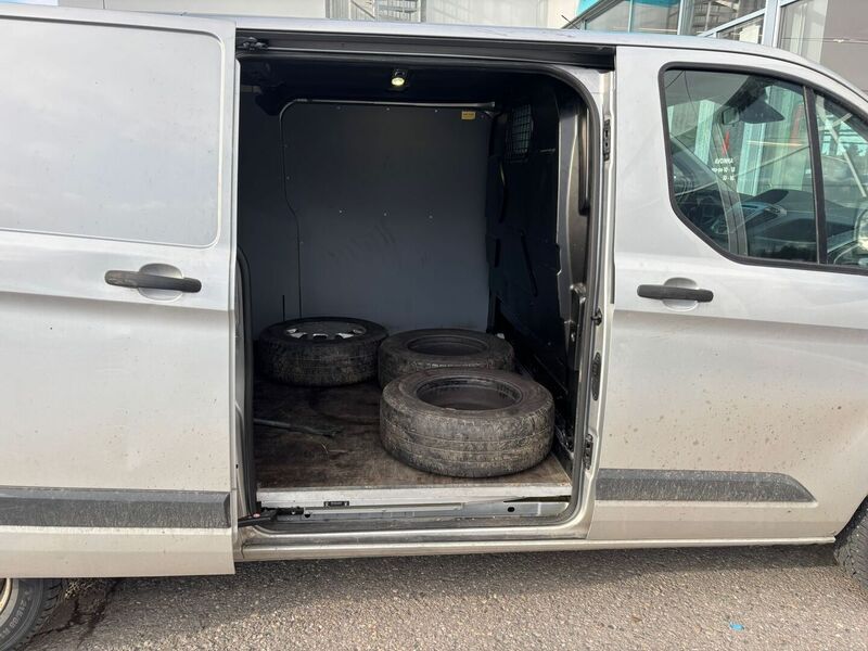 Ford Transit Custom vaihtoauto