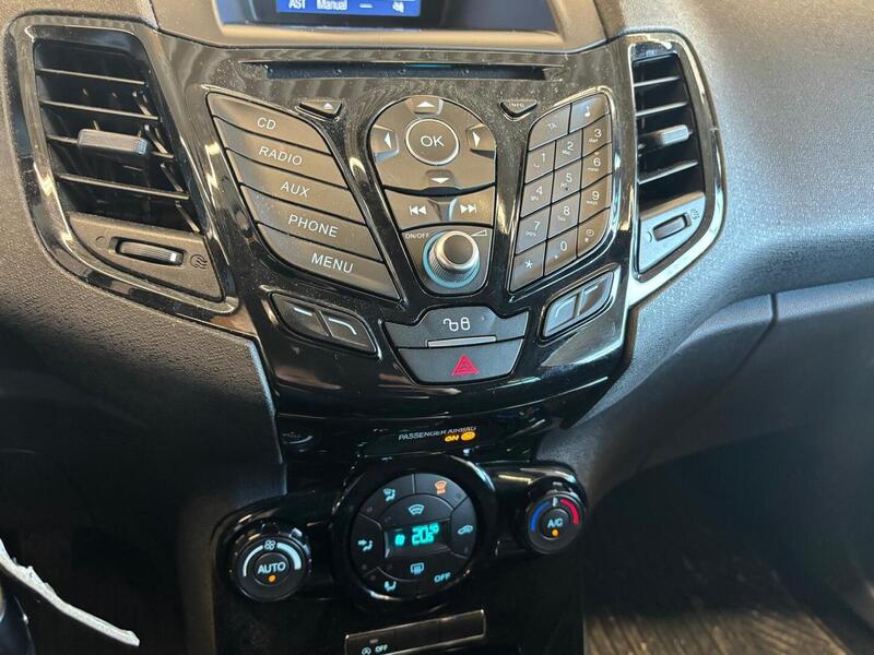 Ford Fiesta vaihtoauto