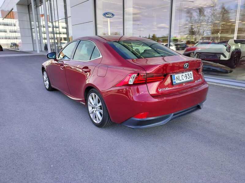 Lexus IS vaihtoauto