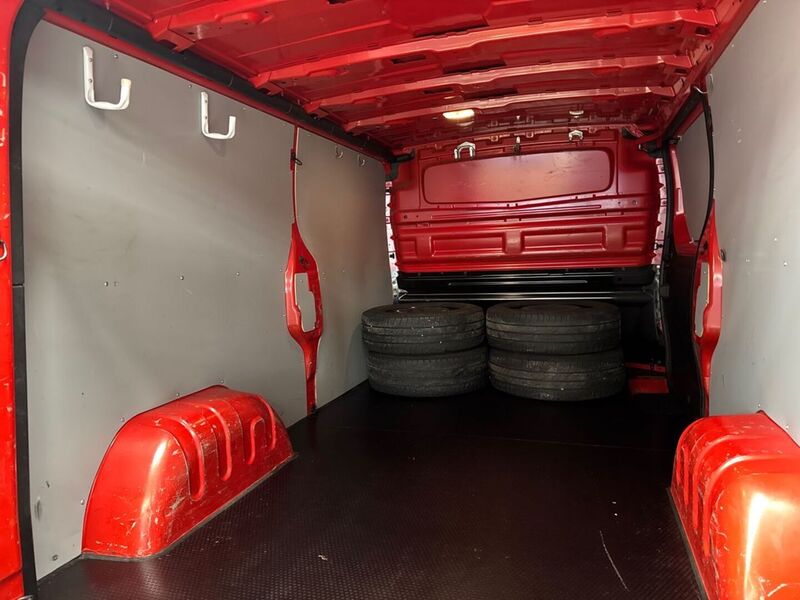 Renault Trafic vaihtoauto