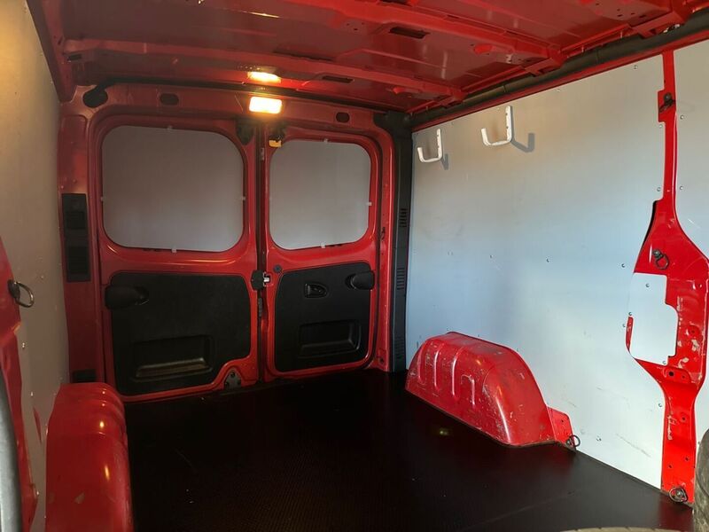 Renault Trafic vaihtoauto