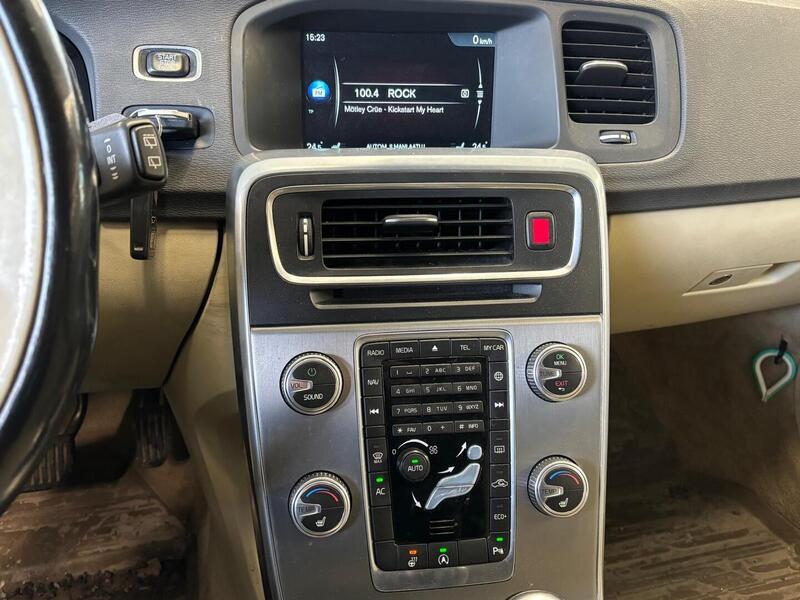 Volvo V60 vaihtoauto