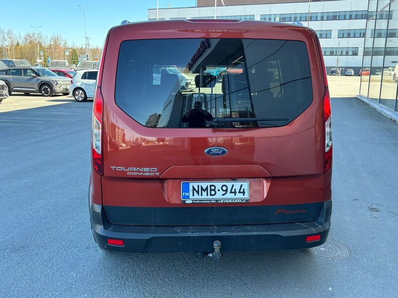 Ford Grand Tourneo Connect vaihtoauto