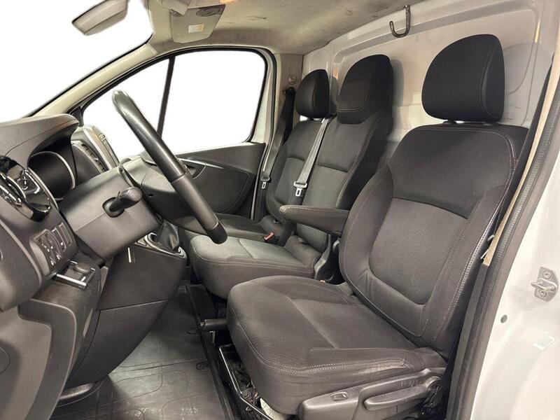 Nissan NV300 vaihtoauto