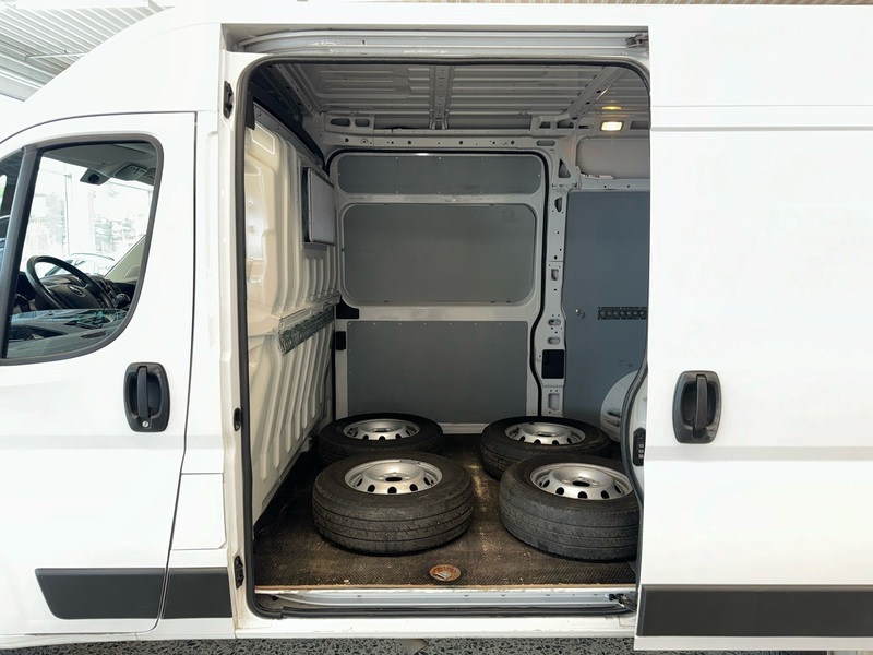 Opel Movano vaihtoauto