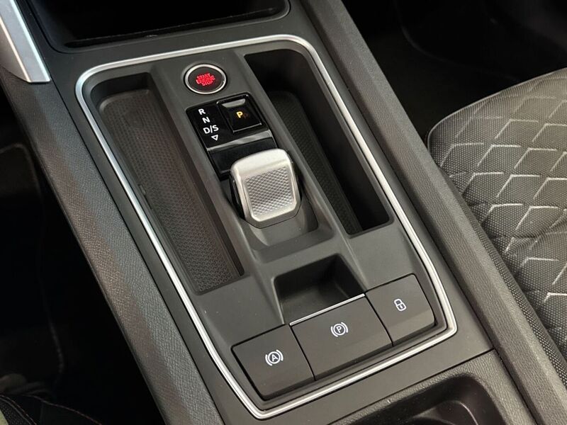 SEAT Leon vaihtoauto